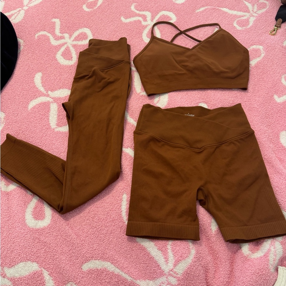 Cosmolle Brown 3 piece Activewear Set, ruched back.